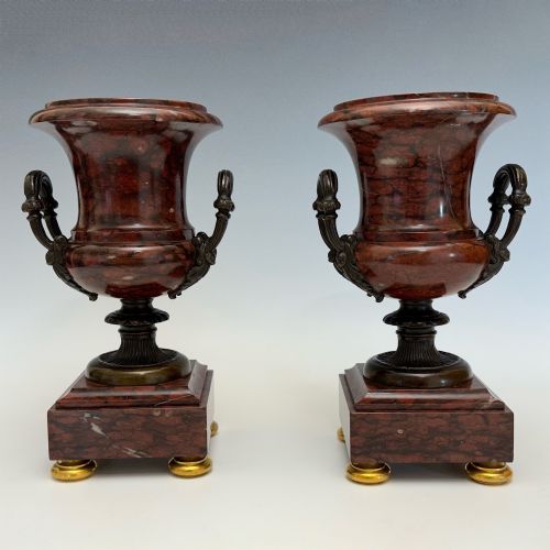 ANTIQUE PAIR OF BRONZE MOUNTED MARBLE URNS - ADDITIONAL PHOTO 3