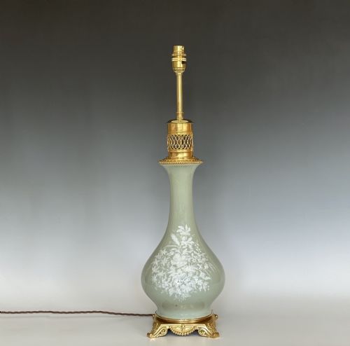 FRENCH ORMOLU MOUNTED CELADON PORCELAIN TABLE LAMP - ADDITIONAL PHOTO 5