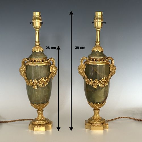 PAIR OF ONYX ORMOLU TABLE LAMPS - ADDITIONAL PHOTO 1