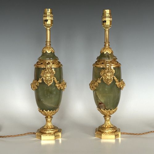 PAIR OF ONYX ORMOLU TABLE LAMPS - ADDITIONAL PHOTO 5