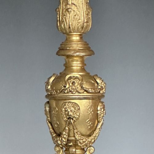 FIVE 18TH CENTURY VENETIAN GILT BRONZE CANDLESTICKS - ADDITIONAL PHOTO 3