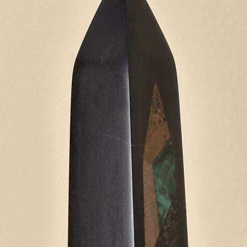 DERBYSHIRE ASHFORD MARBLE OBELISK PAPERWEIGHT - ADDITIONAL PHOTO 5
