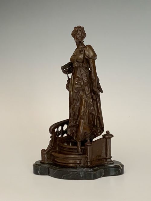 GEORGES VAN DER STRAETEN BRONZE OF AN ELEGANT LADY - ADDITIONAL PHOTO 1