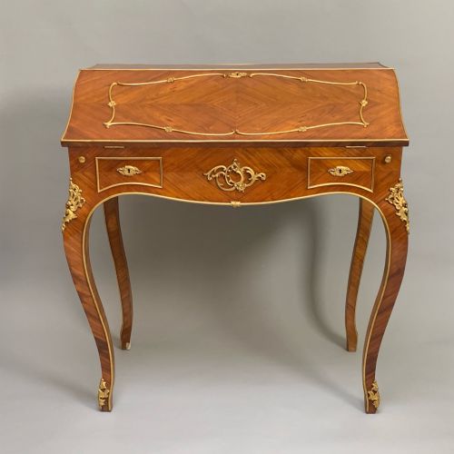 NAPOLEON III TULIPWOOD ORMOLU MOUNTED BUREAU - ADDITIONAL PHOTO 3