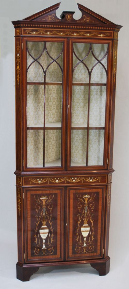 Late Victorian Mahogany Corner Cabinet