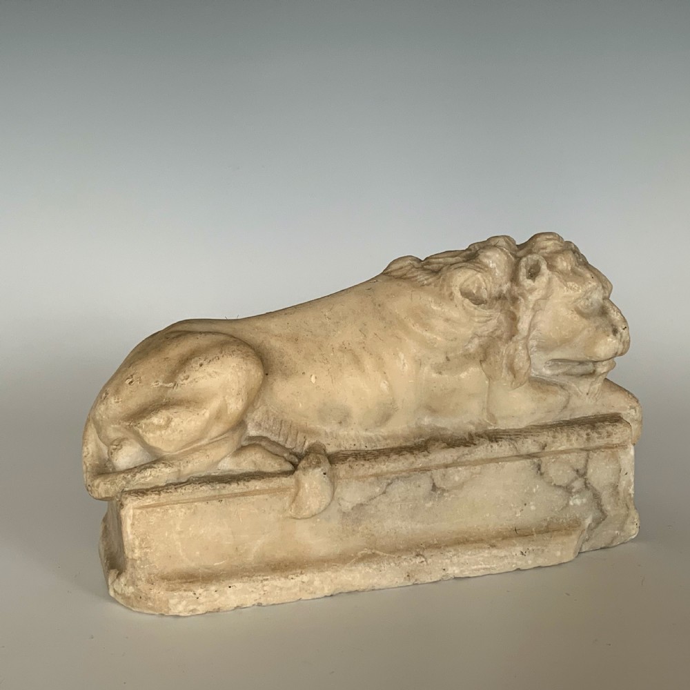 Italian 19th Century Carved Marble Lion after Canova View III
