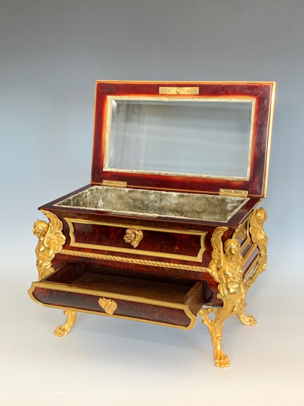 Antique Ormolu Tortoiseshell Casket Bijouterie after Andre Charles Boulle View VIII