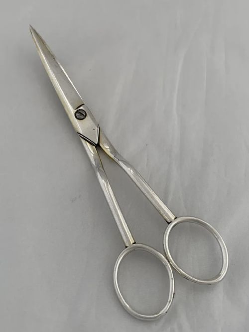 GEORGIAN STERLING SILVER GRAPE SCISSORS 1806 LONDON GRAPE SHEARS ANTIQUE SILVER