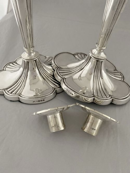 HUGE PAIR OF STERLING SILVER CANDLESTICKS 1934 BIRMINGHAM ANTIQUE 31CM HEIGHT - ADDITIONAL PHOTO 4