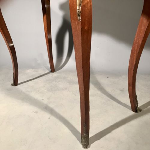 SUPERB FRENCH MARQUETRY INLAID CONSOLE TABLE - ADDITIONAL PHOTO 5