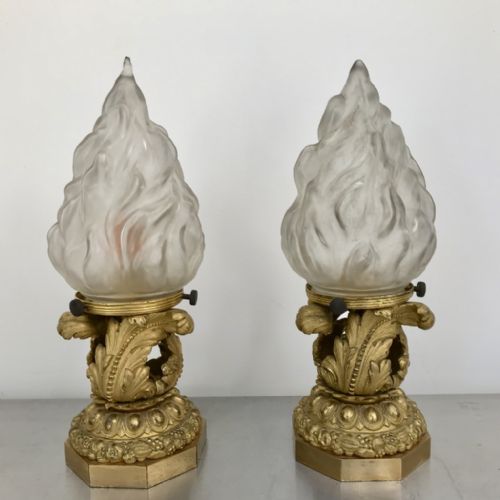 pair of high quality french gilt bronze table lamps - CATEGORY: ANTIQUE LIGHTING - DATED 1910