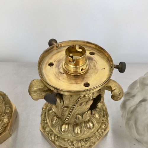 PAIR OF HIGH QUALITY FRENCH GILT BRONZE TABLE LAMPS - ADDITIONAL PHOTO 1