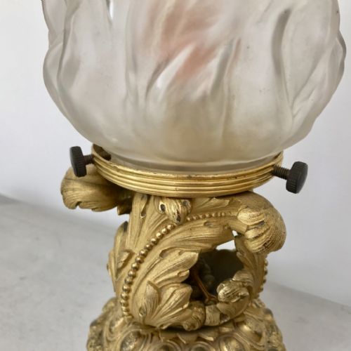 PAIR OF HIGH QUALITY FRENCH GILT BRONZE TABLE LAMPS - ADDITIONAL PHOTO 3