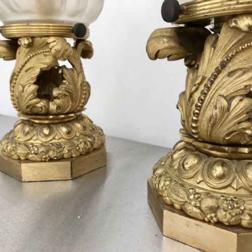 PAIR OF HIGH QUALITY FRENCH GILT BRONZE TABLE LAMPS - ADDITIONAL PHOTO 4