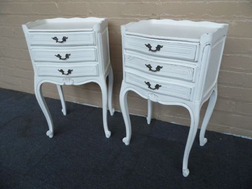 pair of french painted bedside cabinets - CATEGORY: ANTIQUE CABINETS - DATED 1920
