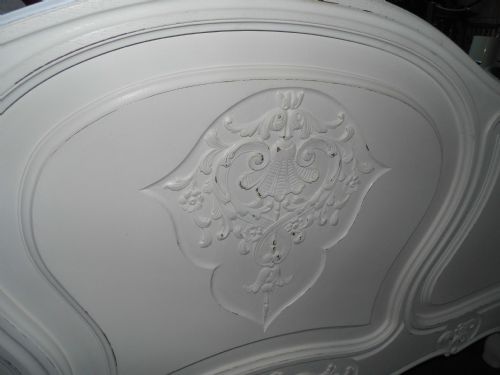 FRENCH KINGSIZE BED IN FARROW AND BALL PAINT - ADDITIONAL PHOTO 2