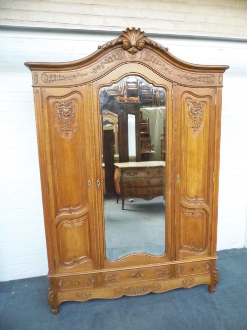 large carved oak french armoire - CATEGORY: ANTIQUE WARDROBES - DATED 1920