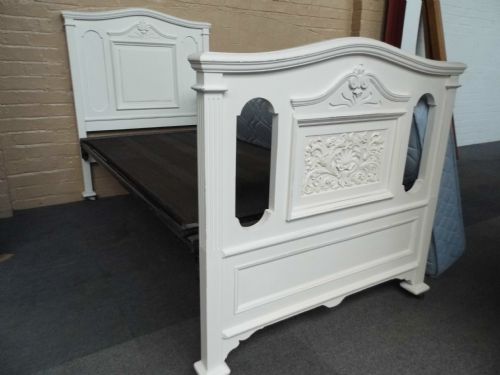 PAINTED CARVED SINLGE BED - ADDITIONAL PHOTO 2
