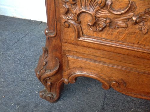 CARVED OAK FRENCH ARMOIRE - ADDITIONAL PHOTO 4
