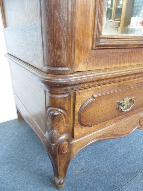 FRENCH OAK ARMOIRE - ADDITIONAL PHOTO 1
