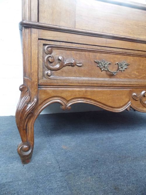 FRENCH OAK ARMOIRE - ADDITIONAL PHOTO 4