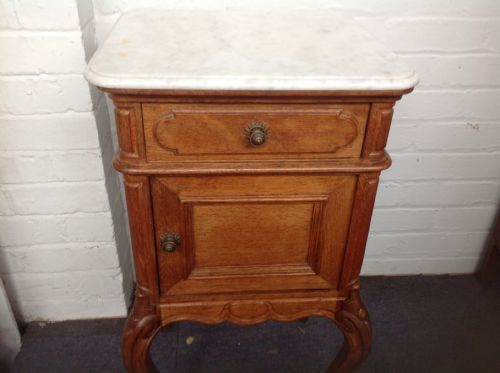 PAIR OF FRENCH BEDSIDE CABINETS - ADDITIONAL PHOTO 3