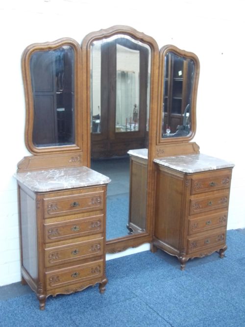 french marble top dressing table cheval mirror - CATEGORY: ANTIQUE DRESSING TABLES - DATED 1920