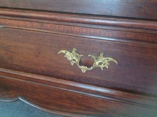 LARGE OAK FRENCH ARMOIRE - ADDITIONAL PHOTO 2