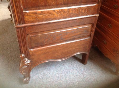LARGE OAK FRENCH ARMOIRE - ADDITIONAL PHOTO 4