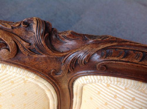FRENCH WALNUT SOFA - ADDITIONAL PHOTO 5