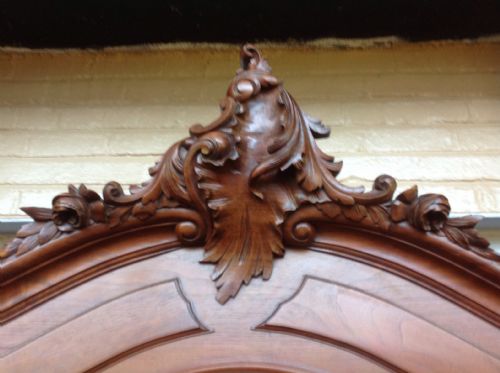 LARGE WALNUT FRENCH TRIPLE ARMOIRE - ADDITIONAL PHOTO 1