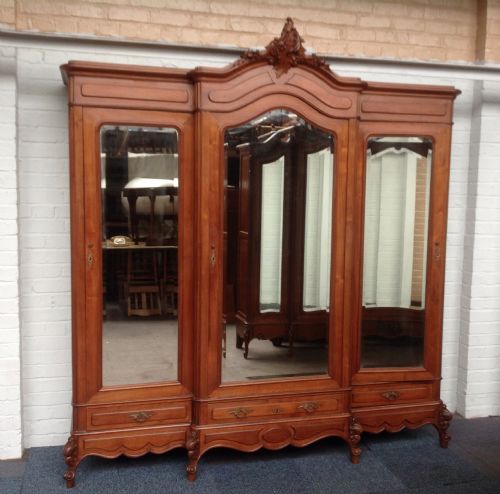 large walnut french triple armoire - CATEGORY: ANTIQUE WARDROBES - DATED 1880