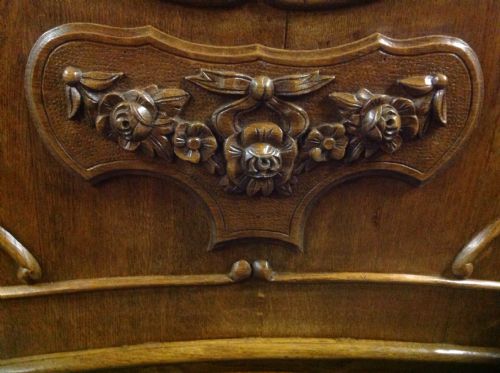 KINGSIZE OAK FRENCH CARVED BED - ADDITIONAL PHOTO 2