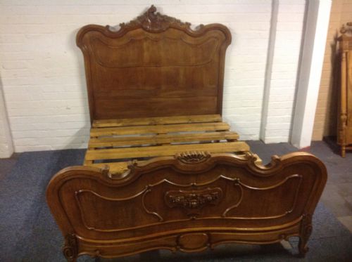 KINGSIZE OAK FRENCH CARVED BED - ADDITIONAL PHOTO 6