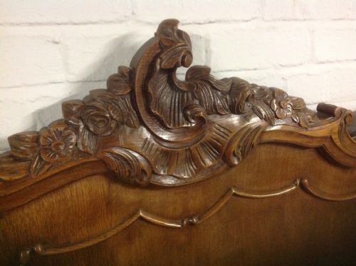KINGSIZE OAK FRENCH CARVED BED - ADDITIONAL PHOTO 8