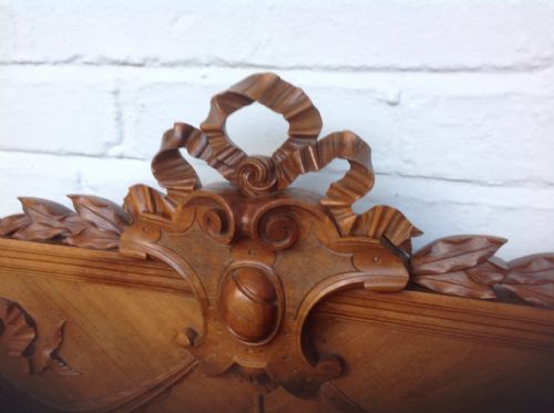 FRENCH WALNUT CARVED BED AND BEDSIDE CABINET - ADDITIONAL PHOTO 4