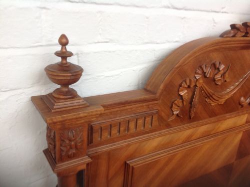 FRENCH WALNUT CARVED BED AND BEDSIDE CABINET - ADDITIONAL PHOTO 5
