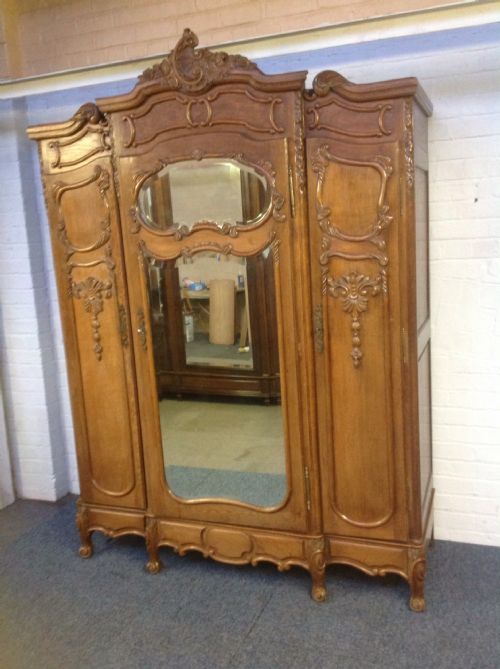 french oak carved armoire - CATEGORY: ANTIQUE WARDROBES - DATED 1890