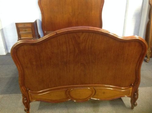 FRENCH MAHOGANY BED - ADDITIONAL PHOTO 2
