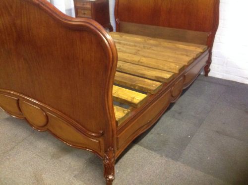 FRENCH MAHOGANY BED - ADDITIONAL PHOTO 6