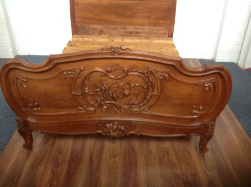 FRENCH WALNUT BED WITH SUPERB CARVING - ADDITIONAL PHOTO 2