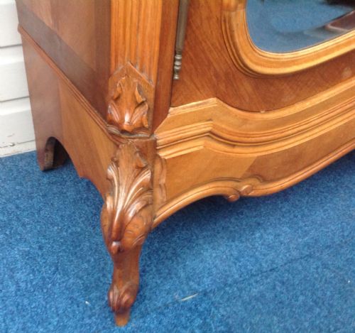 LARGE WALNUT FRENCH ARMOIRE - ADDITIONAL PHOTO 6