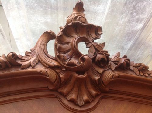LARGE WALNUT FRENCH ARMOIRE - ADDITIONAL PHOTO 7