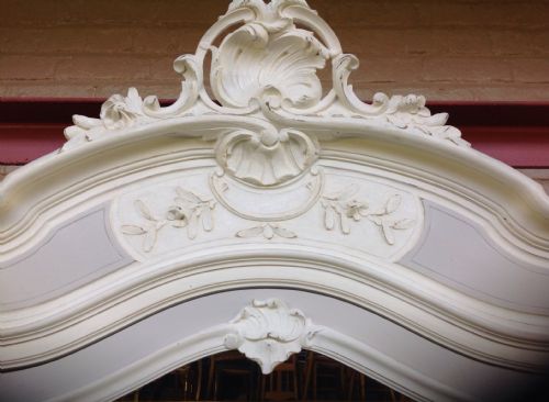 LARGE FRENCH PAINTED ARMOIRE - ADDITIONAL PHOTO 7