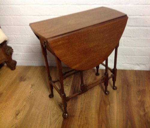 SMALL MAHOGANY SPIDER LEG GATELEG TABLE - ADDITIONAL PHOTO 3