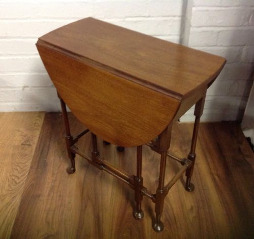 SMALL MAHOGANY SPIDER LEG GATELEG TABLE - ADDITIONAL PHOTO 5