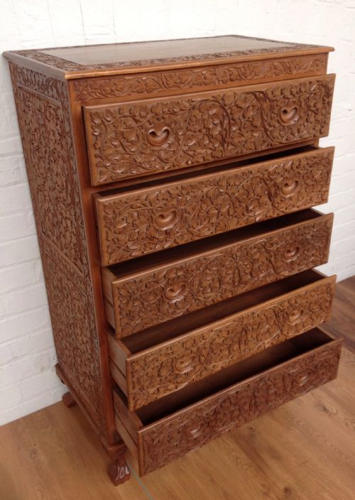 CARVED CAMFER WOOD CHEST - ADDITIONAL PHOTO 4
