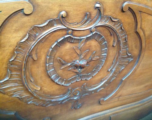 CARVED KINGSIZE FRENCH BED - ADDITIONAL PHOTO 11