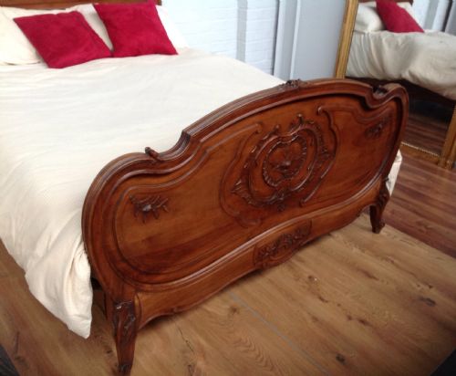 CARVED KINGSIZE FRENCH BED - ADDITIONAL PHOTO 14