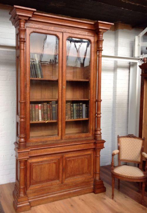 LARGE OAK FRENCH INVERTED BREAKFRONT BOOKCASE - ADDITIONAL PHOTO 3